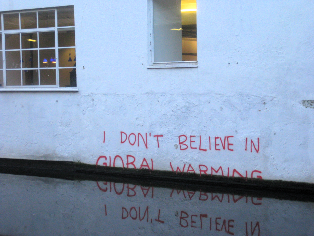 Libertà di opinione? I negazionisti climatici vogliono di più: il diritto di decidere cosa è un fatto